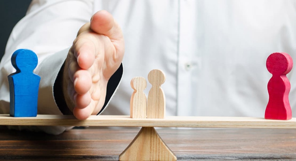 Определение места жительства ребенка в Белой Глине